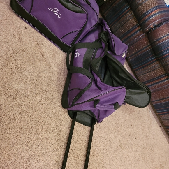 Luggage - Picture 4 of 4